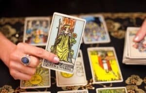 ¡Conéctate con tu Destino! Descubre el Tarot!