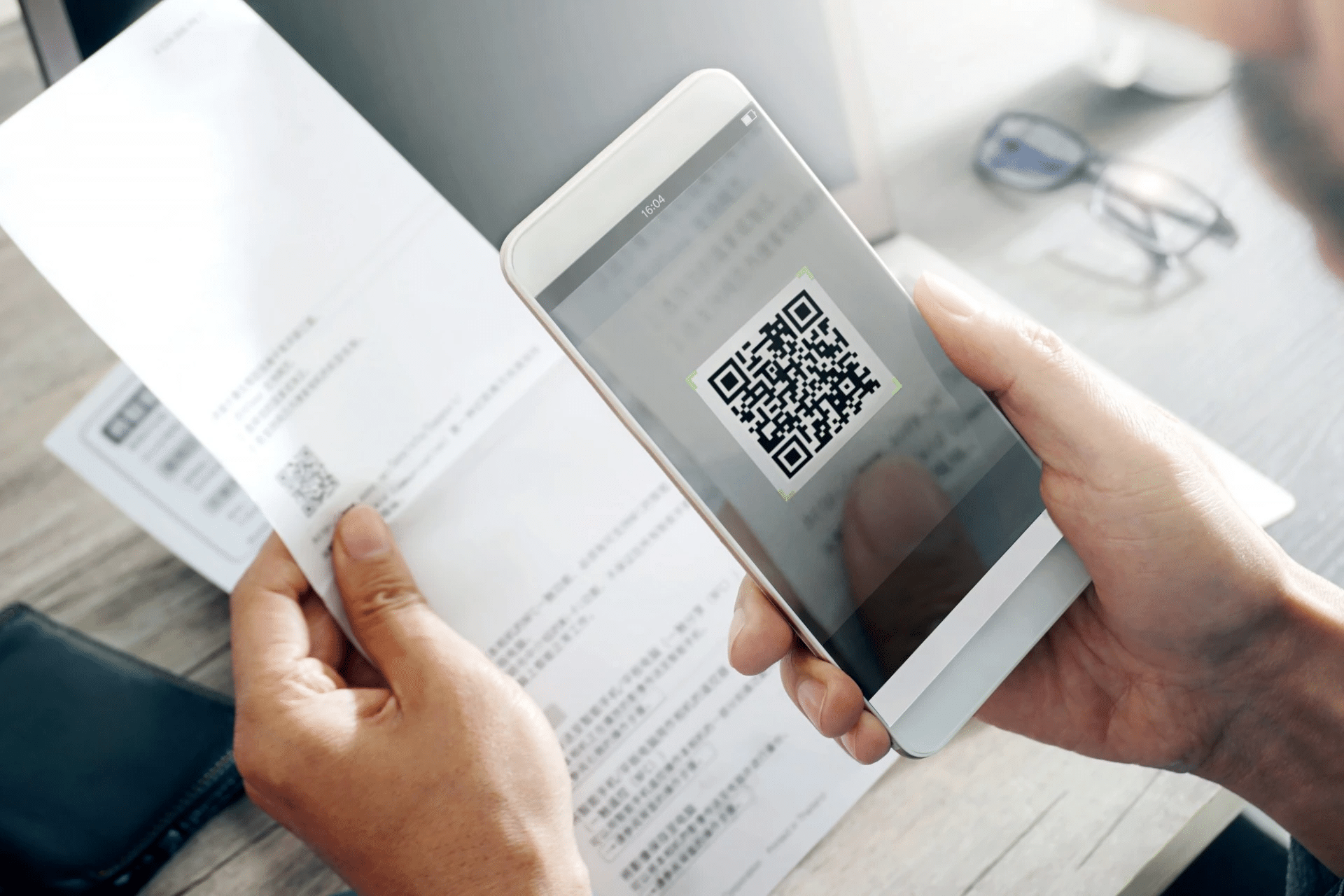 Descubre Todo con Nuestra App QR