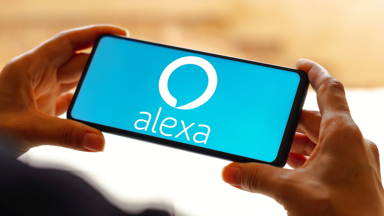 Convierte tu celular en Alexa con esta app